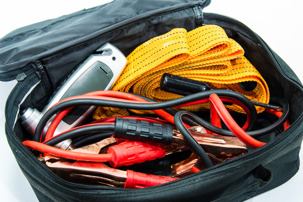 Ten Items Everyone Needs In A Roadside Emergency Kit