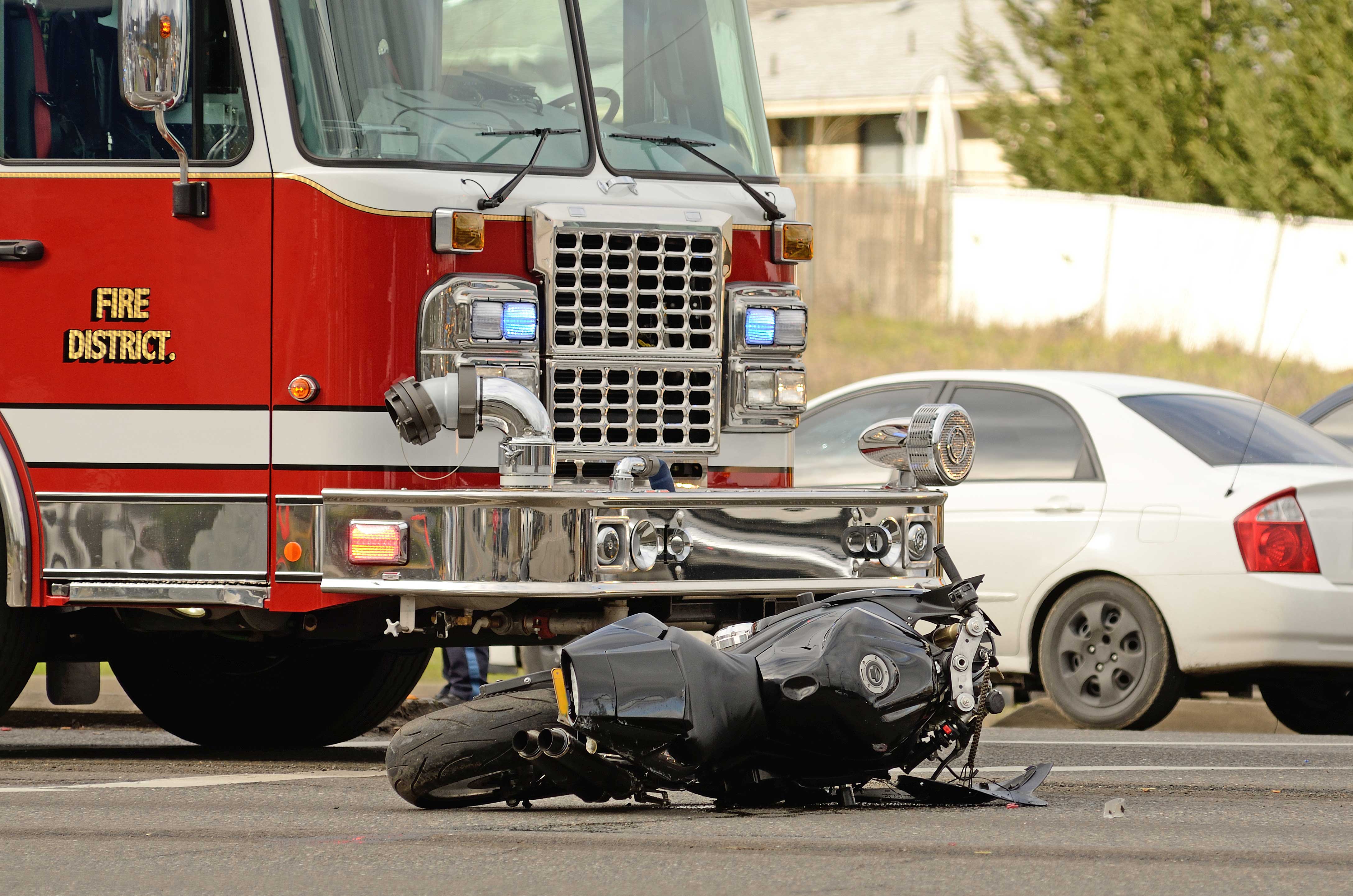 Officer injured while responding to a hit-and-run